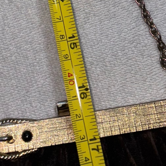 Vintage 1940's Harry Levine Brown Velvet Clutch with Gold Accents - Picture 10 of 10